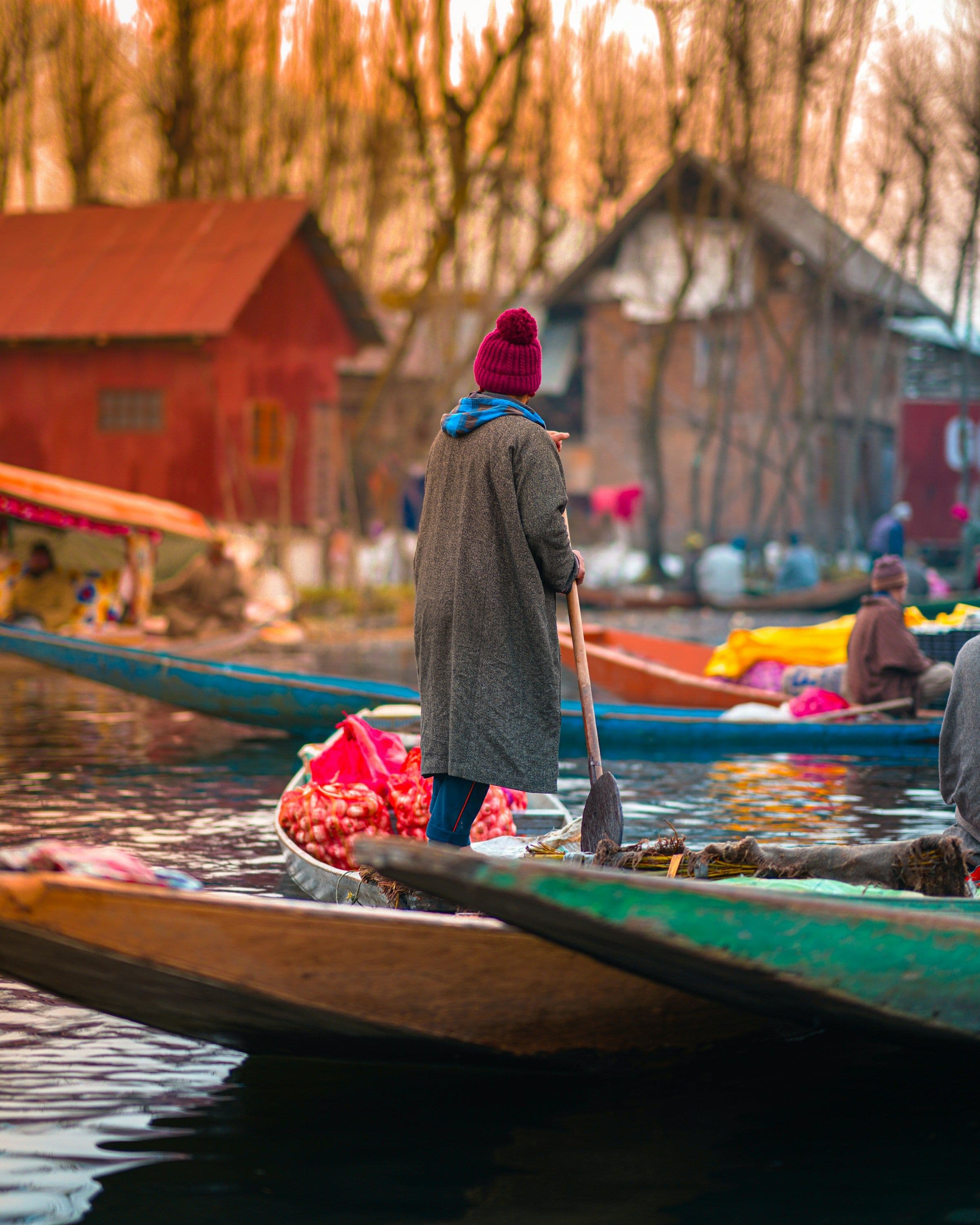 Kashmir Tour package, Dal lake, Srinagar